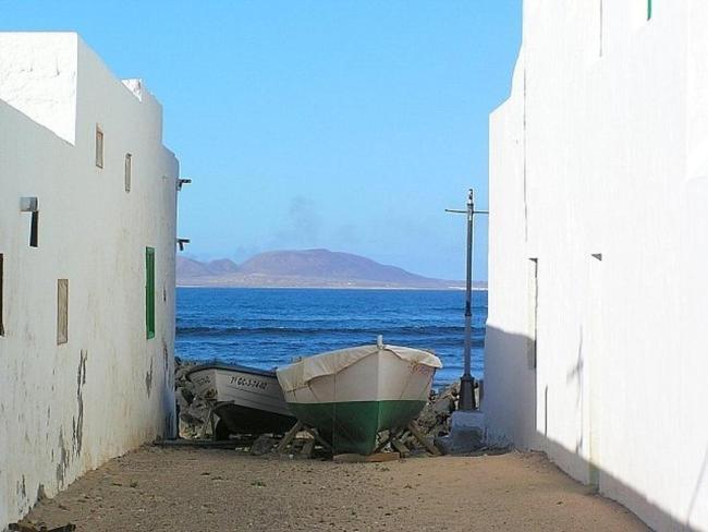 Beautiful Small Bungalow, Amazing Views And Garden Famara Eksteriør billede