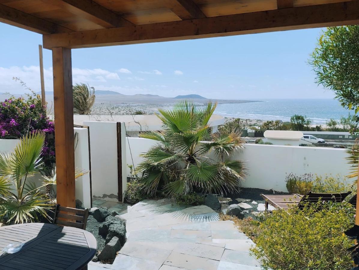 Beautiful Small Bungalow, Amazing Views And Garden Famara Eksteriør billede