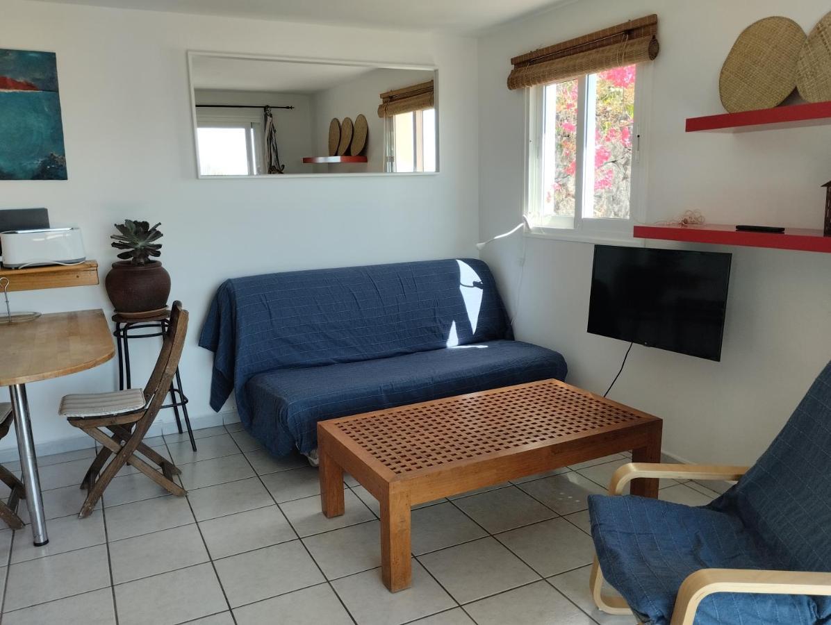 Beautiful Small Bungalow, Amazing Views And Garden Famara Eksteriør billede